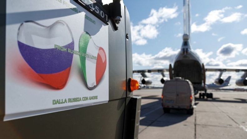 Общество: Польский эксперт назвал российскую помощь Италии «мощным ударом» по ЕС и НАТО