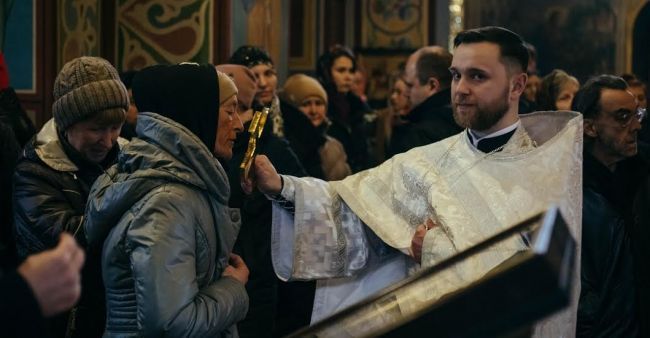 Общество: В Молдавии полностью запретили церковные службы