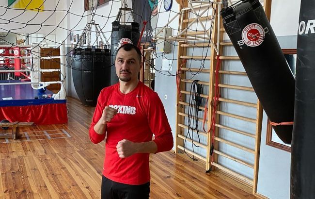Общество: Бой украинского боксера перенесли во второй раз из-за коронавируса