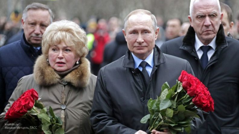 Общество: ВВС осудили журналиста ФАН за оперативность во время визита Путина в Петербург