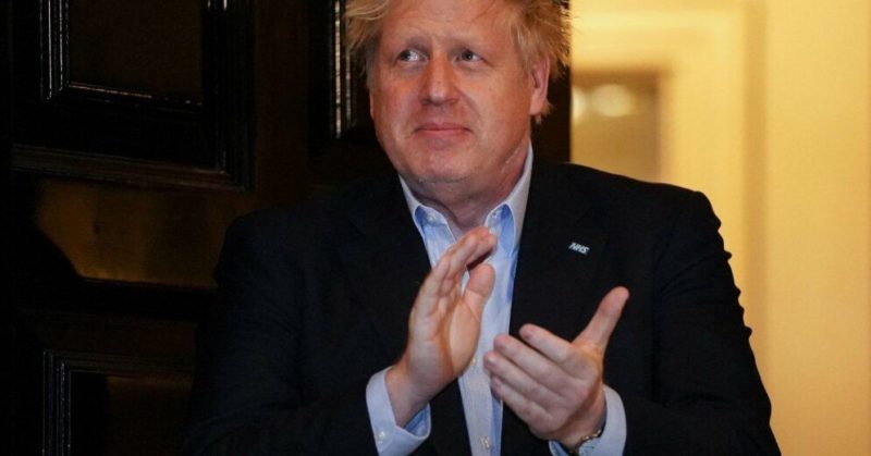 Общество: Премьер Британии Борис Джонсон остается в самоизоляции с коронавирусом. У него до сих пор температура