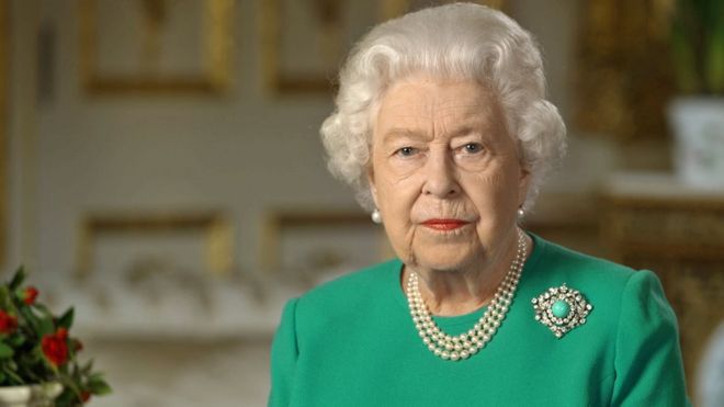 Общество: Елизавета II выступила с обращением к нации и призвала людей к самодисциплине во время пандемии коронавируса