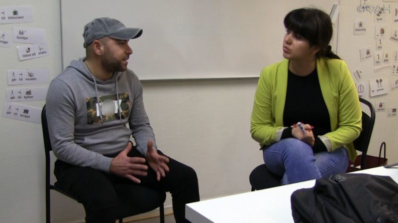 Общество: Сириец Моханнад рассказал, как из Идлиба попал в Ливию, а затем в Швецию