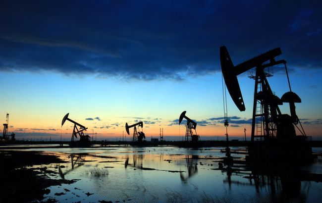 Общество: Цена на нефть Brent упала на свыше 7%