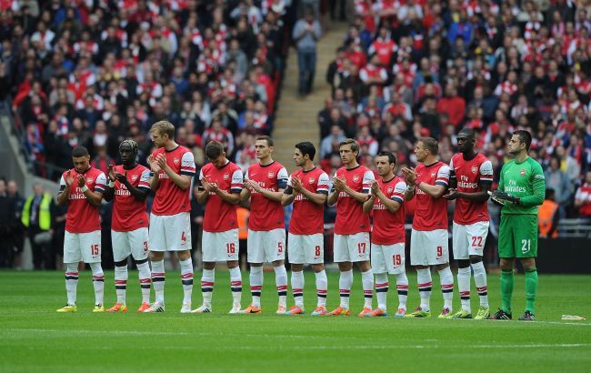 Общество: Футболисты "Арсенала" не согласились на снижение зарплаты