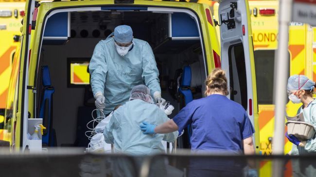 Общество: Коронавирус обрушился на медперсонал Британии: названо число заражённых