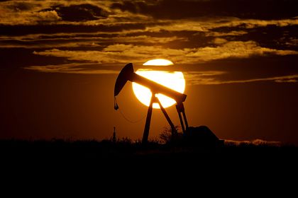 Общество: Мировые цены на нефть начали новый обвал