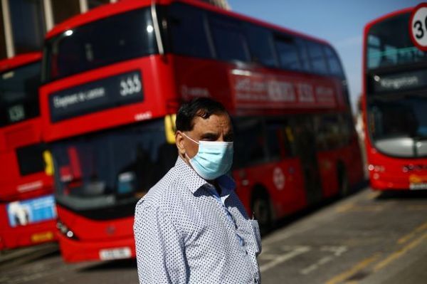 Общество: Лондонский градоначальник призвал к всеобщей «маскизации» населения