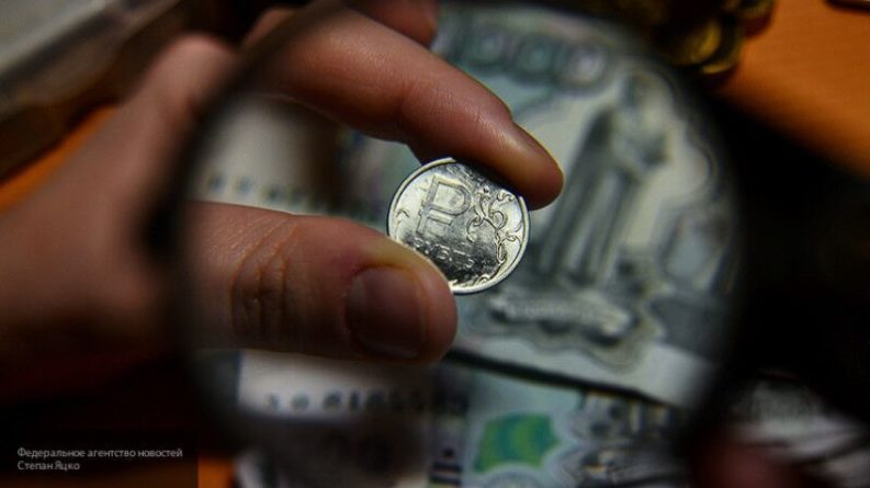 Общество: Глава ВТБ спрогнозировал курс рубля на 2021 год