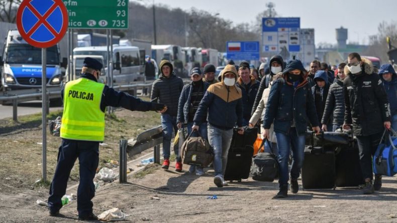 Украинские гастарбайтеры перестали платить в бюджет страны 21042020 Общество: Украинские гастарбайтеры перестали платить в бюджет страны