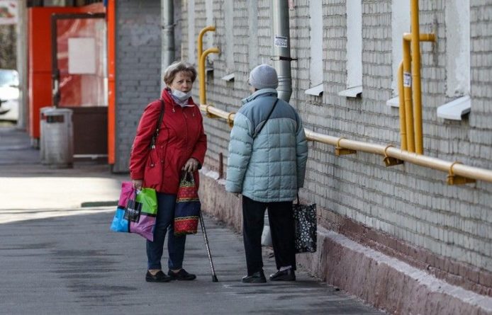 Общество: Две трети россиян не соблюдают правила социального дистанцирования