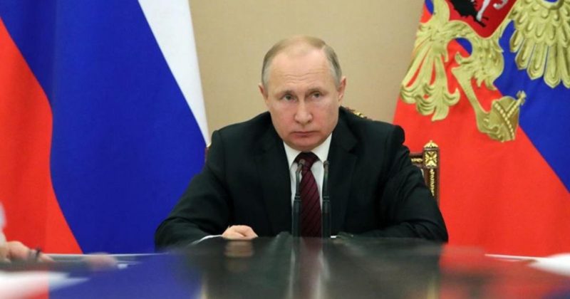 Общество: Не допустить срыва: Путин подписал указ о продлении нерабочих дней
