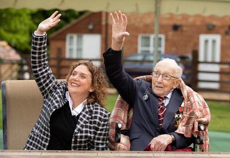 Общество: Настоящий полковник: 100-летнего ветерана и национального героя Великобритании повысили в звании