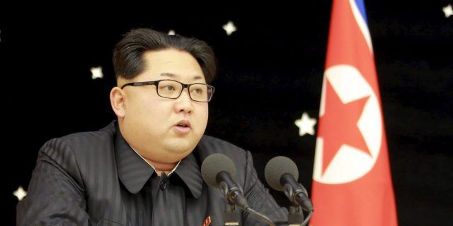 Общество: Южнокорейские СМИ: Ким Чен Ын мертв