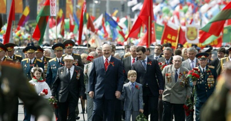 Коронавирус в мире: Беларусь проведет парад 9 мая; Германия открывает церкви 03052020 Общество: Коронавирус в мире: Беларусь проведет парад 9 мая; Германия открывает церкви