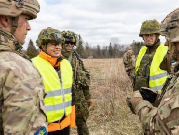 Общество: Глава Эстонии предпочла учения НАТО борьбе с коронавирусом