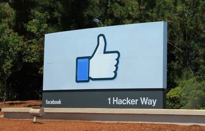 Общество: Facebook и Instagram удалили связанную с Россией сеть страниц