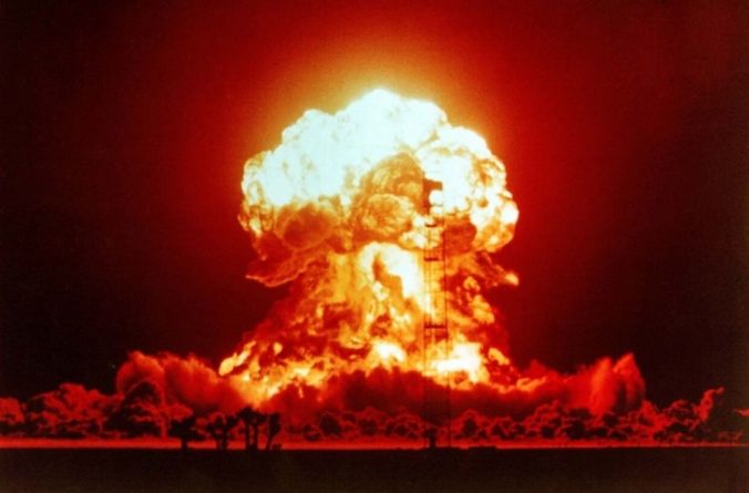 Общество: Шерин предложил ответ на «взрыв» американской термоядерной бомбы над Москвой