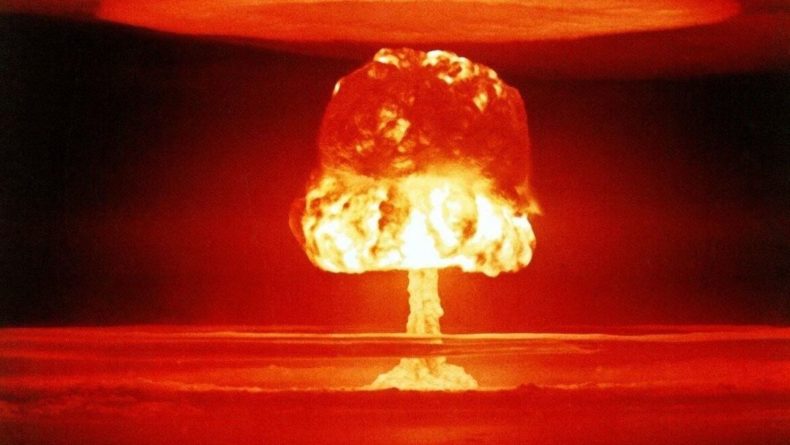 Общество: В США смоделировали сброс термоядерной бомбы на Москву