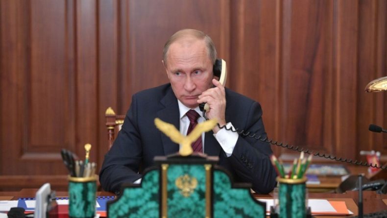 Общество: Путин и Джонсон подтвердили готовность налаживать взаимодействие по актуальным вопросам