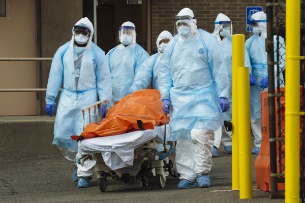 Общество: Süddeutsche Zeitung: Жертвы коронавируса могли жить на несколько лет дольше