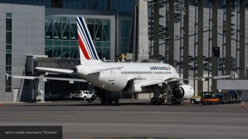 Общество: Авиаэксперт Гусаров предрек Boeing и Airbus десятки тысяч увольнений