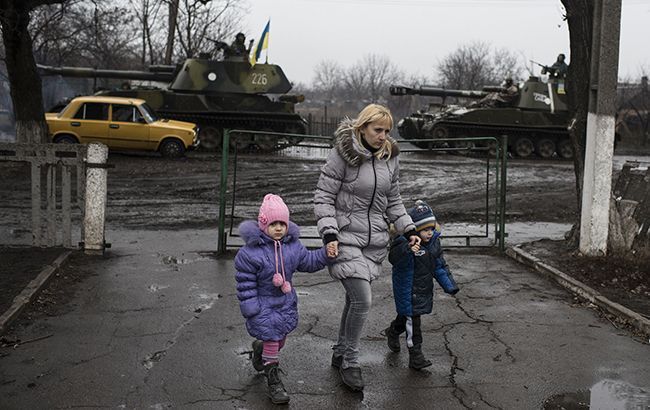 Общество: Фонд Губского окажет психологическую помощь детям с Донбасса и Крыма