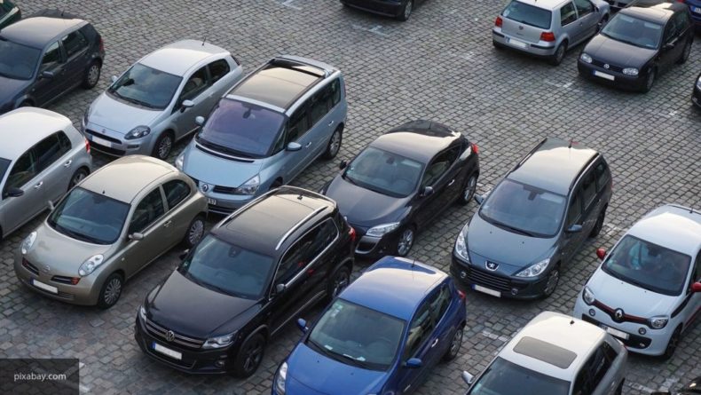 Общество: Парковки станут бесплатными в Британии по мере ослабления карантина
