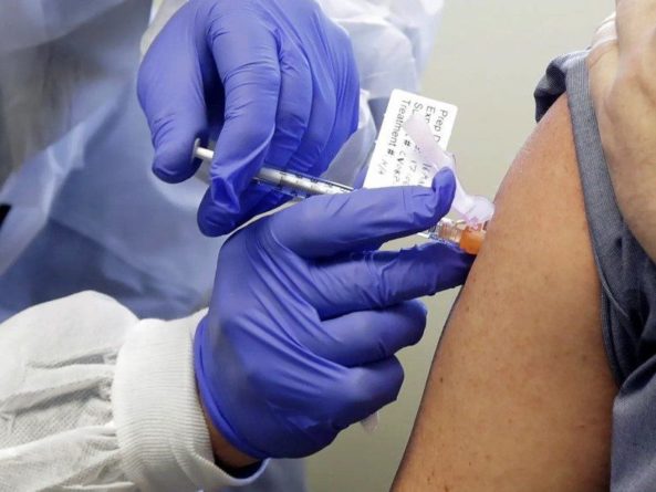 Общество: В США получены обнадеживающие результаты клинических испытаний вакцины от коронавируса