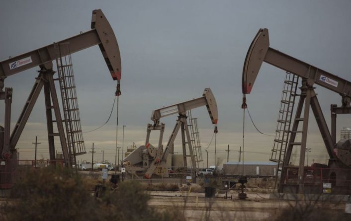 Общество: Цены на нефть резко снизились после отказа Китая устанавливать ориентир ВВП