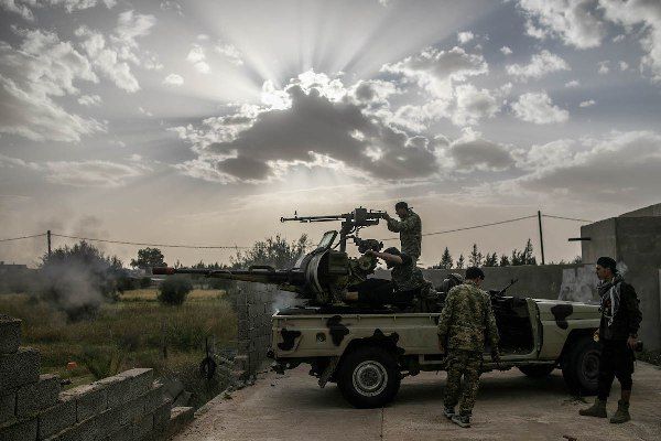 Общество: Ливийский фронт: Турция «бомбардирует» боевиками, Вагнер «эвакуировался»
