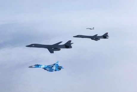 Общество: Стратегические бомбардировщики ВВС США впервые в истории долетели до Киева