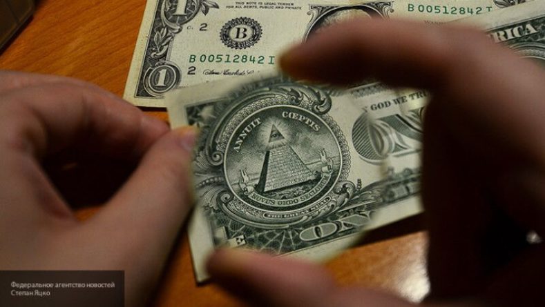 Общество: Эксперты Standard Chartered предрекли доллару резкое падение