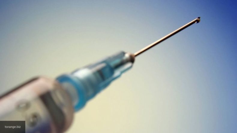Общество: Доброволец назвал побочный эффект после испытания вакцины от COVID-19