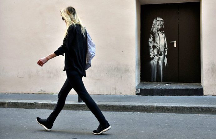 Общество: Пропавшее граффити Бэнкси, посвященное теракту в Париже, обнаружили в Италии
