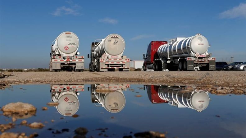 Brent подешевела до $37,4 за баррель 15062020 Общество: Brent подешевела до $37,4 за баррель