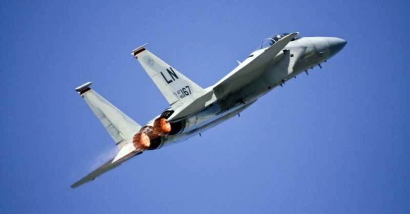Общество: В Северном море разбился американский истребитель F-15