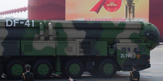 Общество: Китай продолжает наращивать свой ядерный арсенал, — доклад SIPRI