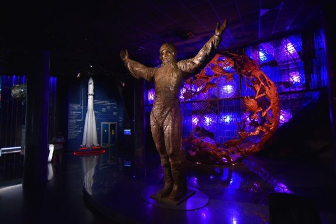 Общество: Летняя школа космического искусства откроется в Музее космонавтики Москвы