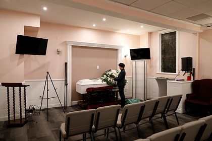 Общество: Участники похорон устроили дебош из-за фотографии покойника