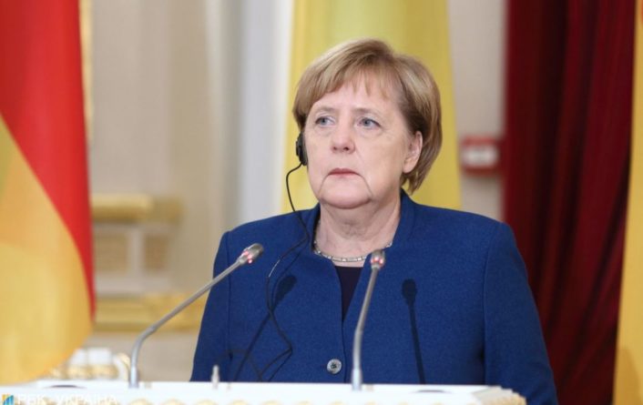 Общество: В Бундестаге призвали Меркель отказаться от поддержки "Северного потока-2"