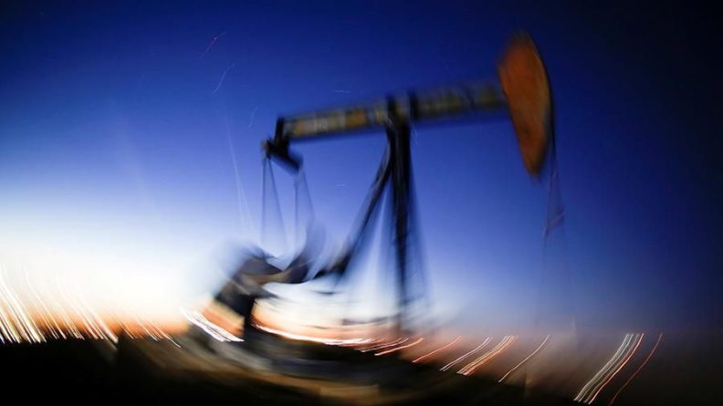 Общество: Нефть Brent подешевела до $42,06 за баррель