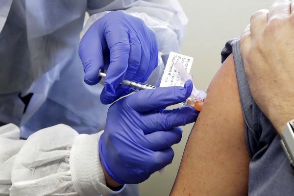 Общество: Во Франции компания Sanofi начнет испытания вакцины от Covid-19 в сентябре