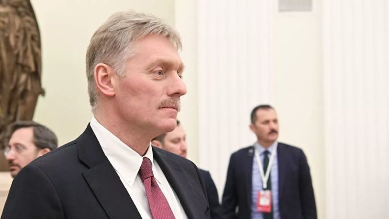 Песков объяснил разницу в данных о погибших под Ржевом в статье Путина 23062020 Общество: Песков объяснил разницу в данных о погибших под Ржевом в статье Путина