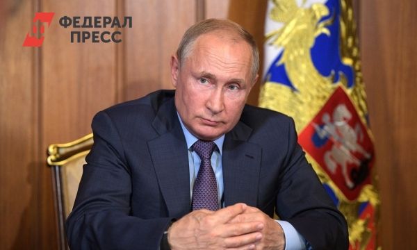 Общество: Путин поручил снизить нагрузку на IT-компании