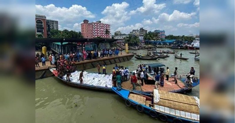 Общество: В Бангладеш столкнулись лодка и паром, погибли более 30 людей
