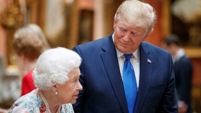 Общество: Трамп поздравил королеву Британии Елизавету II с днём рождения
