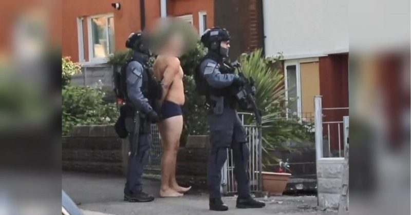 Общество: Уникальная операция британской полиции: арестованы 746 преступников, изъято налички на 67 млн долларов (фото, видео)