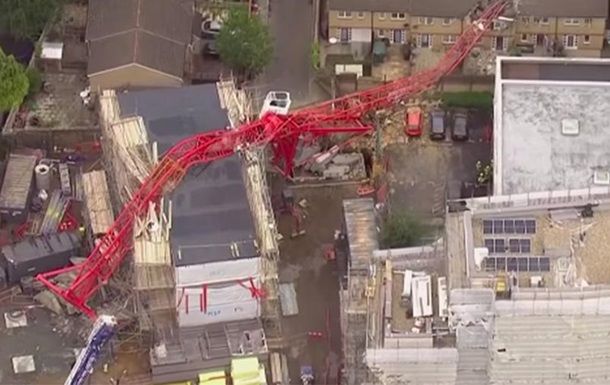 Общество: В Лондоне при падении строительного крана погибла женщина
