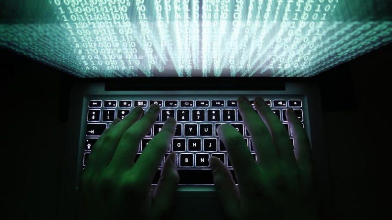 Общество: В Кремле назвали голословными обвинения Британии о кибератаках